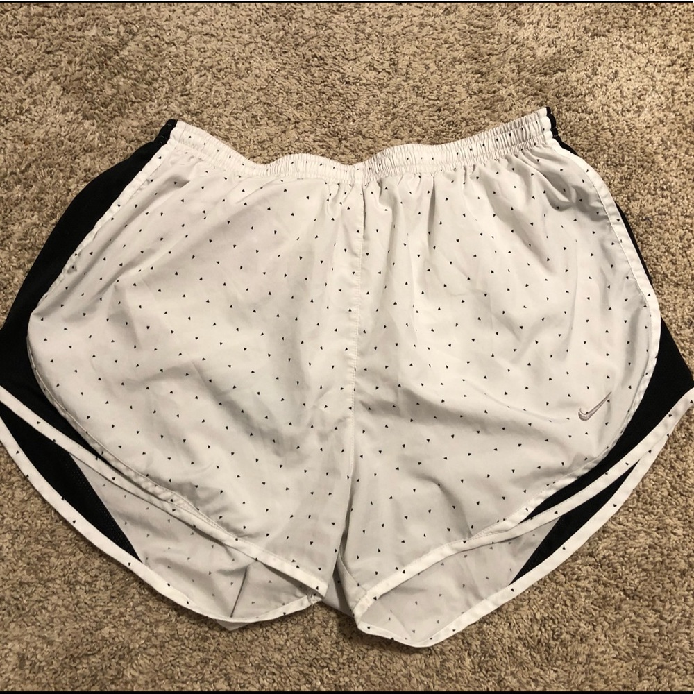 Nike Womens Tempo Shorts Black and White